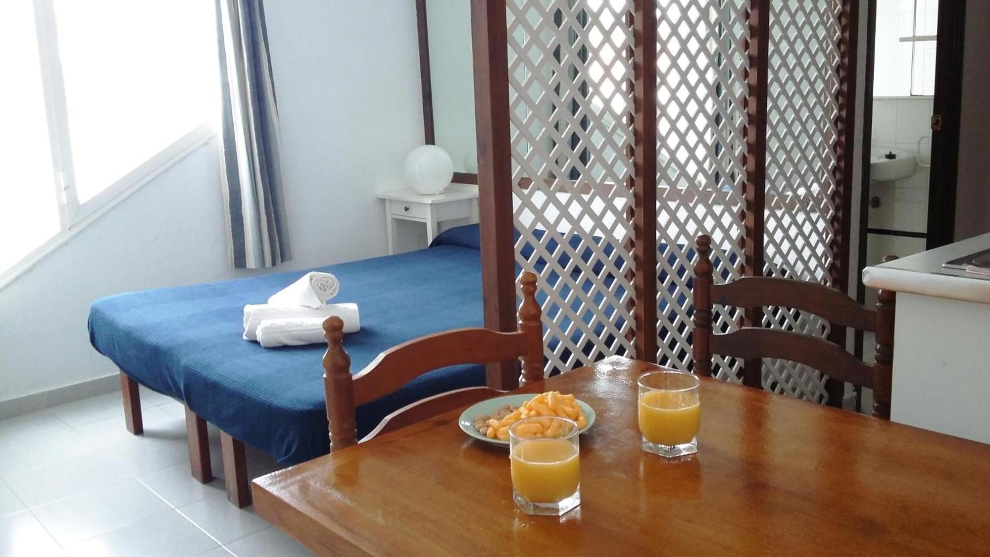 Estel Blanc Apartments - Adults Only Cala'N Blanes  Luaran gambar