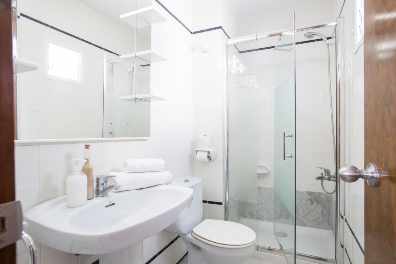 Estel Blanc Apartments - Adults Only Cala'N Blanes  Bilik gambar